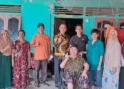 Baznas Sijunjung Salurkan Kursi Roda, Bantu Warga Kurang Mampu