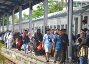 KA Pariaman Ekspres Angkut Ribuan Wisatawan Saat Libur Panjang