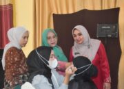 PKK Agam Pantau Pelatihan Make Up, Tingkatkan Kompetensi Warga