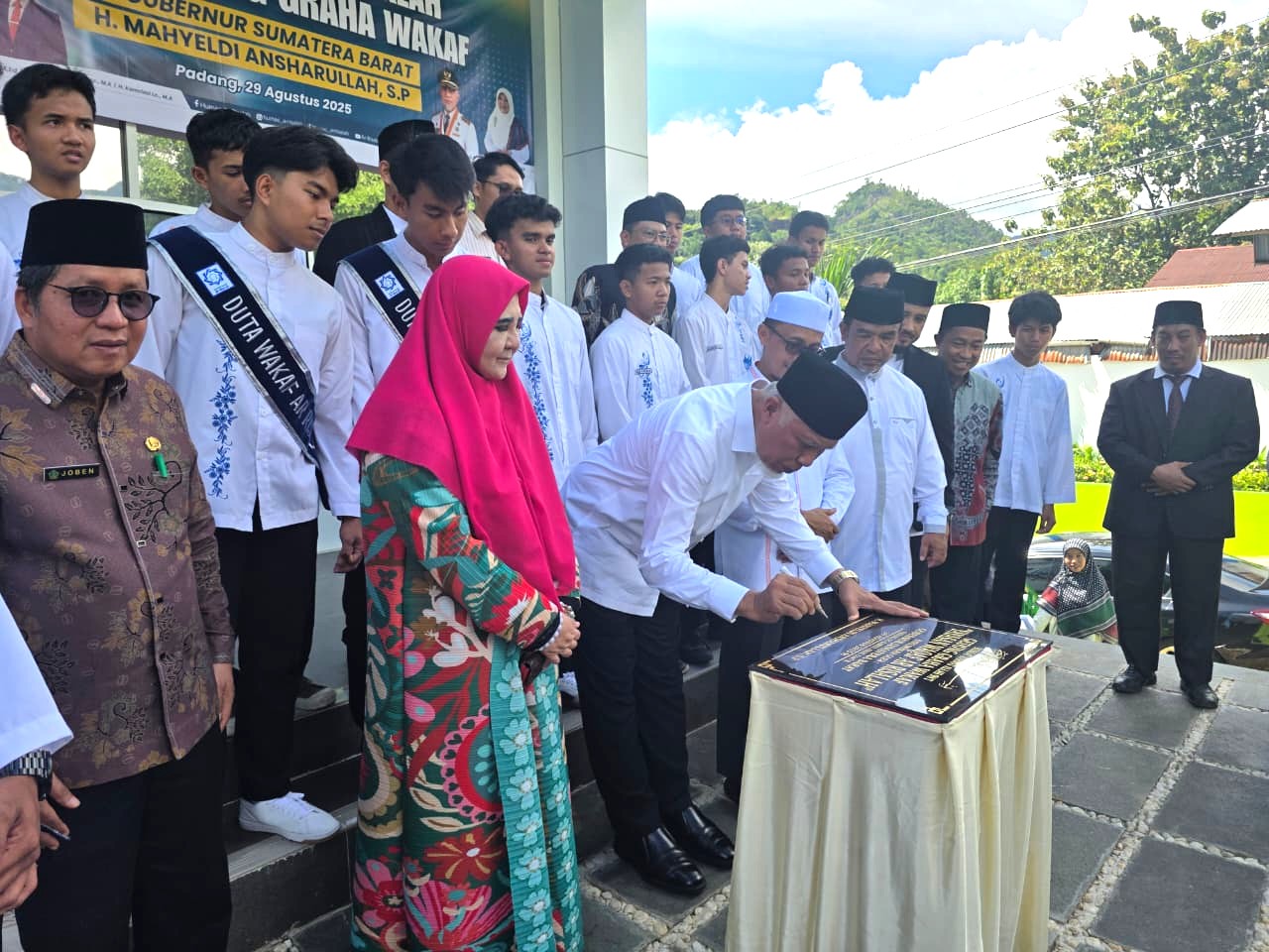 sumbar-miliki-graha-wakaf-pertama,-mahyeldi-tegaskan-pentingnya-edukasi-wakaf
