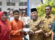 Pemko Padang Luncurkan MBG di SMPN 40 Padang