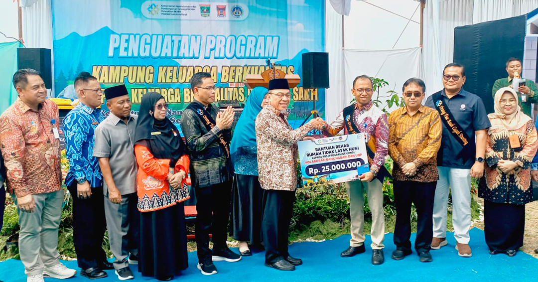bank-nagari-berkolaborasi-dengan-unp-dan-bkkbn-wujudkan-kampung-berkualitas-di-padang