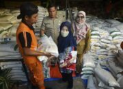 Bulog Kembali Salurkan Bantuan Beras untuk 18,2 Juta Keluarga