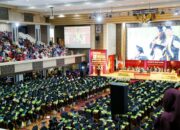 UNP Wisuda 3.673 Mahasiswa, Rektor Tekankan Pentingnya Karakter di Era Disrupsi