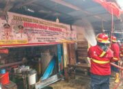 Api Ludeskan Dua Toko di Padang, Damkar Selamatkan Aset Miliaran