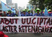 Konfederasi Buruh Desak Pemerintah Hapus Outsourcing di RUU Ketenagakerjaan