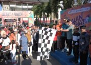 Warga Padang Ikuti Jalan Sehat, PT Garam Kampanyekan Sehat