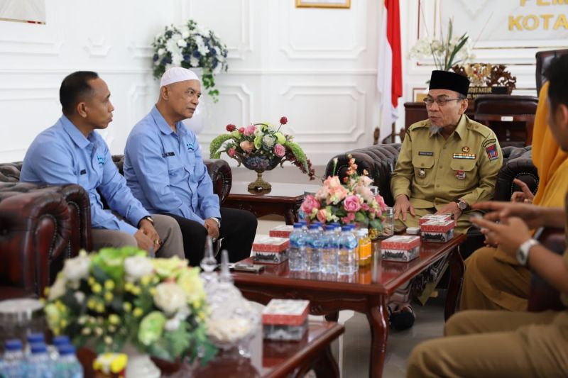 dewan-pendidikan-sumbar-apresiasi-program-subuh-mubarakah-di-kota-padang