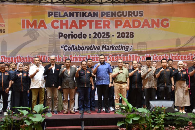 wali-kota-fadly-amran-dorong-ima-padang-dukung-umkm-naik-kelas