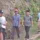 tersentuh-kondisi-warga-kelok-kuranji,-osman-ayub -dorong-pemasangan-tiang-listrik-dan-akses-jalan-segera-dibangun