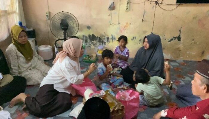 Sentuh Hati, Pemkab Padang Pariaman Ulurkan Bantuan