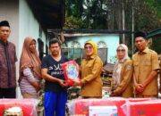Pulau Punjung: Wabup Salurkan Bantuan Korban Kebakaran