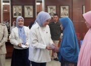 BKOW Sumbar Berdayakan Perempuan, Gelar Bakti Sosial