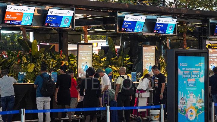 jumlah-penumpang-pesawat-di-bandara-utama-kompak-turun-pada-september-2025