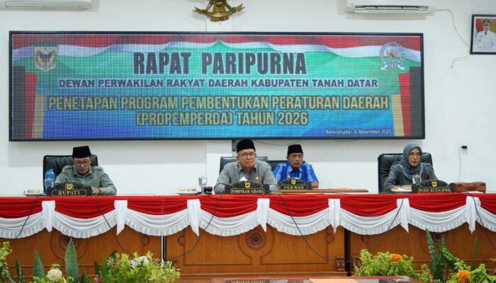 DPRD Tanah Datar Rampungkan Propemperda, Pembangunan Daerah Fokus 2026