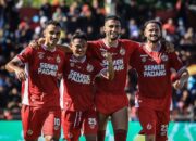 Semen Padang dan Borneo FC Beradu Kekuatan
