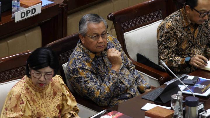 gubernur-bi-ungkap-sumber-data-dana-pemda-mengendap-di-bank
