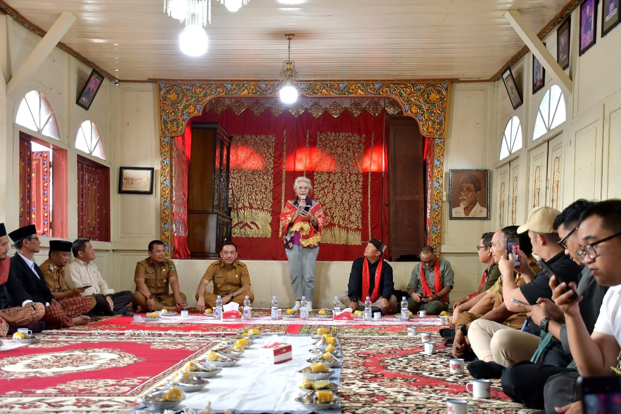 tim-juri-kemenparekraf-ri-visitasi-lapangan,-koto-gadang-masuk-30-besar-desa-wisata-wia-2025