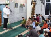 Walikota Padang Sapa Warga Kuranji Saat Subuh