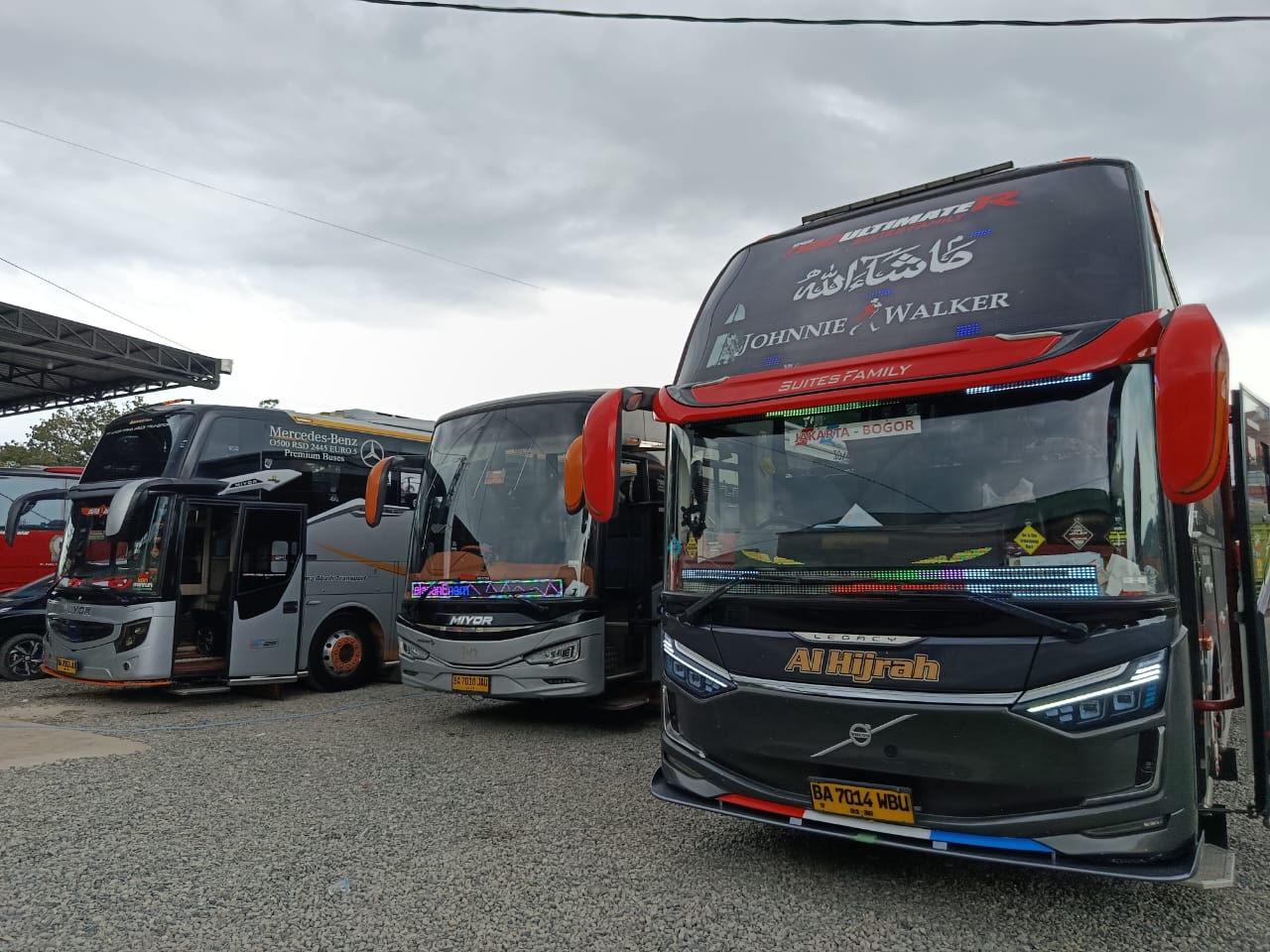 dear-bus-sumbar,-penumpang-juga-ingin-berangkat-malam-ke-jakarta