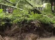 Longsor Tutup Akses Bukittinggi-Medan, Lalu Lintas Lumpuh Total