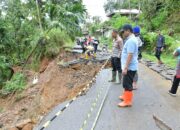 Longsor Putus Akses Palembayan, Bupati Agam Tinjau Lokasi