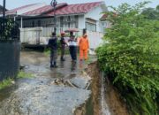 Tebing Ambles di Koto Lalang, Rumah Warga Terancam
