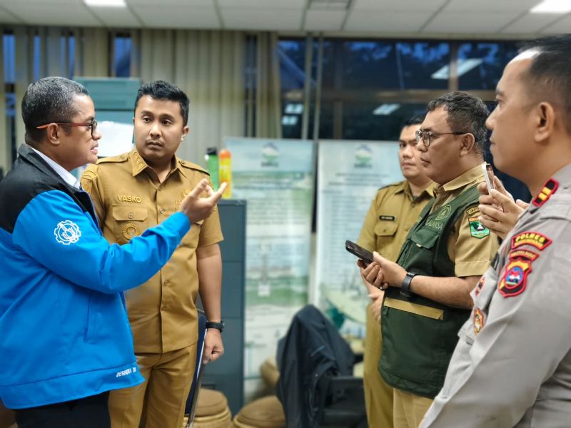 datangi-bmkg-minangkabau,-minta-informasi-cuaca-ekstrem-bmkg-disampaikan-cepat