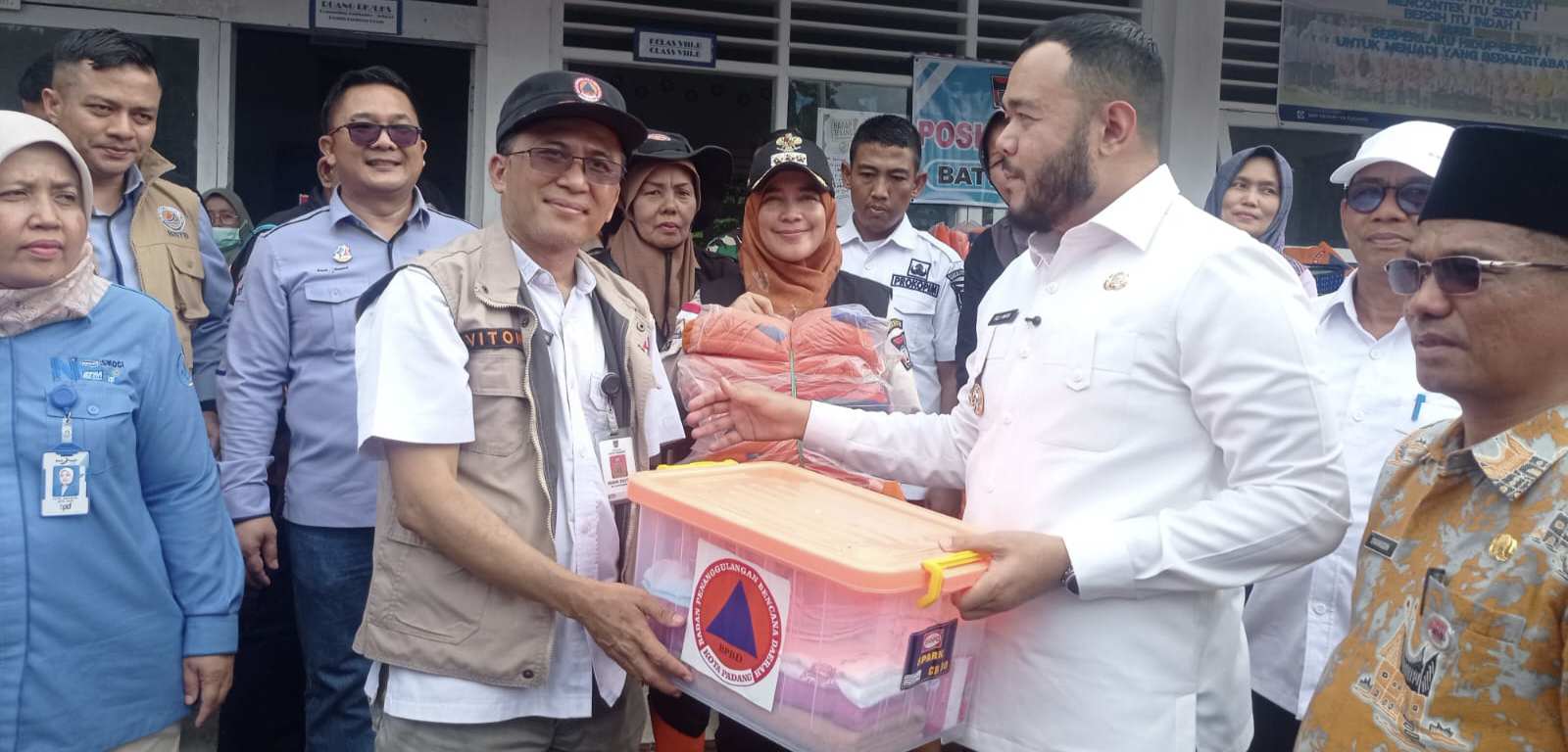 sebanyak-27.138-jiwa-terdampak-banjir-,-80-unit-rumah-rusak-dan-60-meter-jalan-putus 