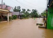 Sungai Meluap, Banjir Rendam Padang, Warga Mengungsi