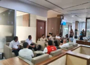 Nindya Karya Pastikan Pasokan Air Bersih Padang Pulih