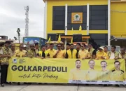 Golkar Ulurkan Tangan, Bantu Korban Banjir Sumbar