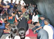 Cindy Monica Kunjungi Korban Banjir Tanjung Mutiara