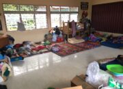 Pengungsi Agam BAB Sembarangan, MCK Kurang Memadai