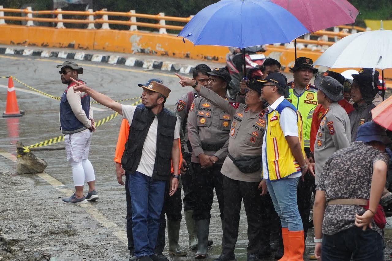 besok,-jalur-lembah-anai-dibuka-untuk-roda-dua