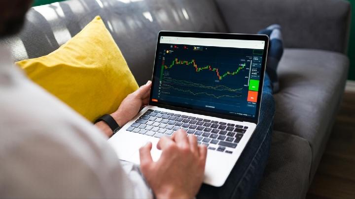 keuntungan-on-chain-serta-regulasi-airdrop-dan-staking-di-indonesia