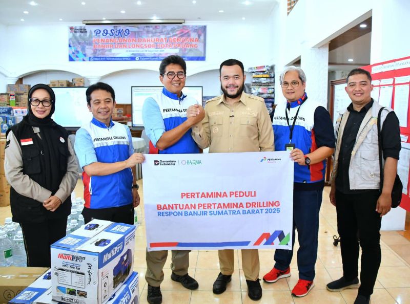 pertamina-drilling-serahkan-bantuan-pemulihan-pascabencana-ke-padang