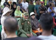 Gubernur Bantu Nelayan Padang Terdampak Cuaca dan Banjir