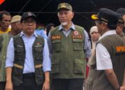 Menko PMK Percepat Pembangunan Huntara di Padang Pariaman