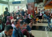 Warga Padang Manfaatkan Kemudahan Bayar Pajak Kendaraan Bermotor