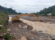 Dinas PUPR Padang Lakukan Normalisasi Sungai dan Irigasi Terdampak Banjir