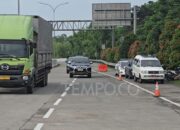 Nataru, Kendaraan Padati Exit Tol Solo, Polisi Siaga