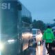 banjir-di-jalan-nasional,-ratusan-kendaraan-padang-–-pasaman-barat-terjebak-macet