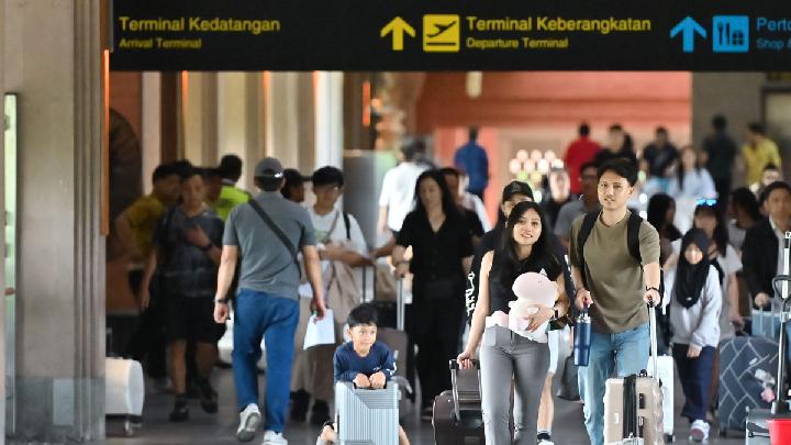 libur-nataru,-bandara-ngurah-rai-layani-82-ribu-penumpang