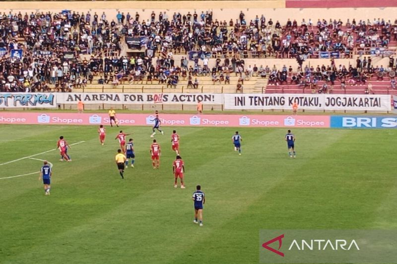 penalti-ze-valente-antarkan-kemenangan-psim-atas-semen-padang