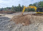 Semen Padang Kerahkan Alat, Cegah Banjir Batang Kuranji