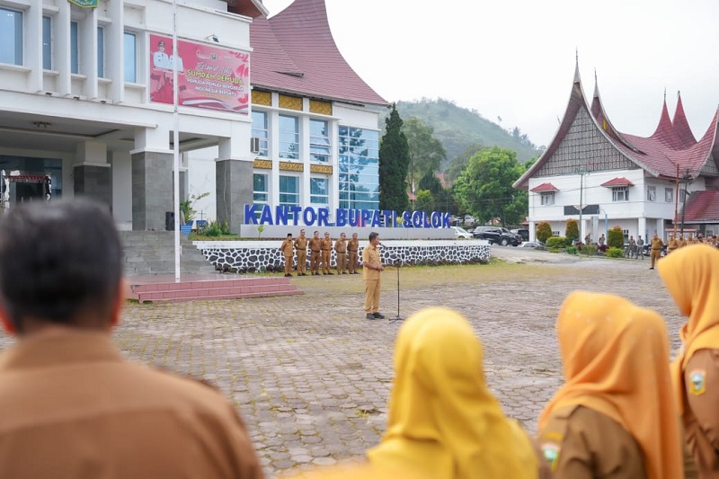 awali-2026,-bupati-solok-tekankan-kedisiplinan-dan-kualitas-pelayanan-publik