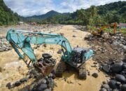 Kementerian PU Kerahkan Alat Berat Tangani Banjir Sumatera