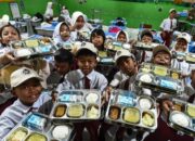 MBG Tingkatkan Produktivitas, Serap Tenaga Kerja, Anggaran Naik
