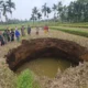 sinkhole-di-limapuluh-kota,-ini-kata-pakar-geologi-ugm